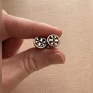 Tory Burch miller studs in rose gold